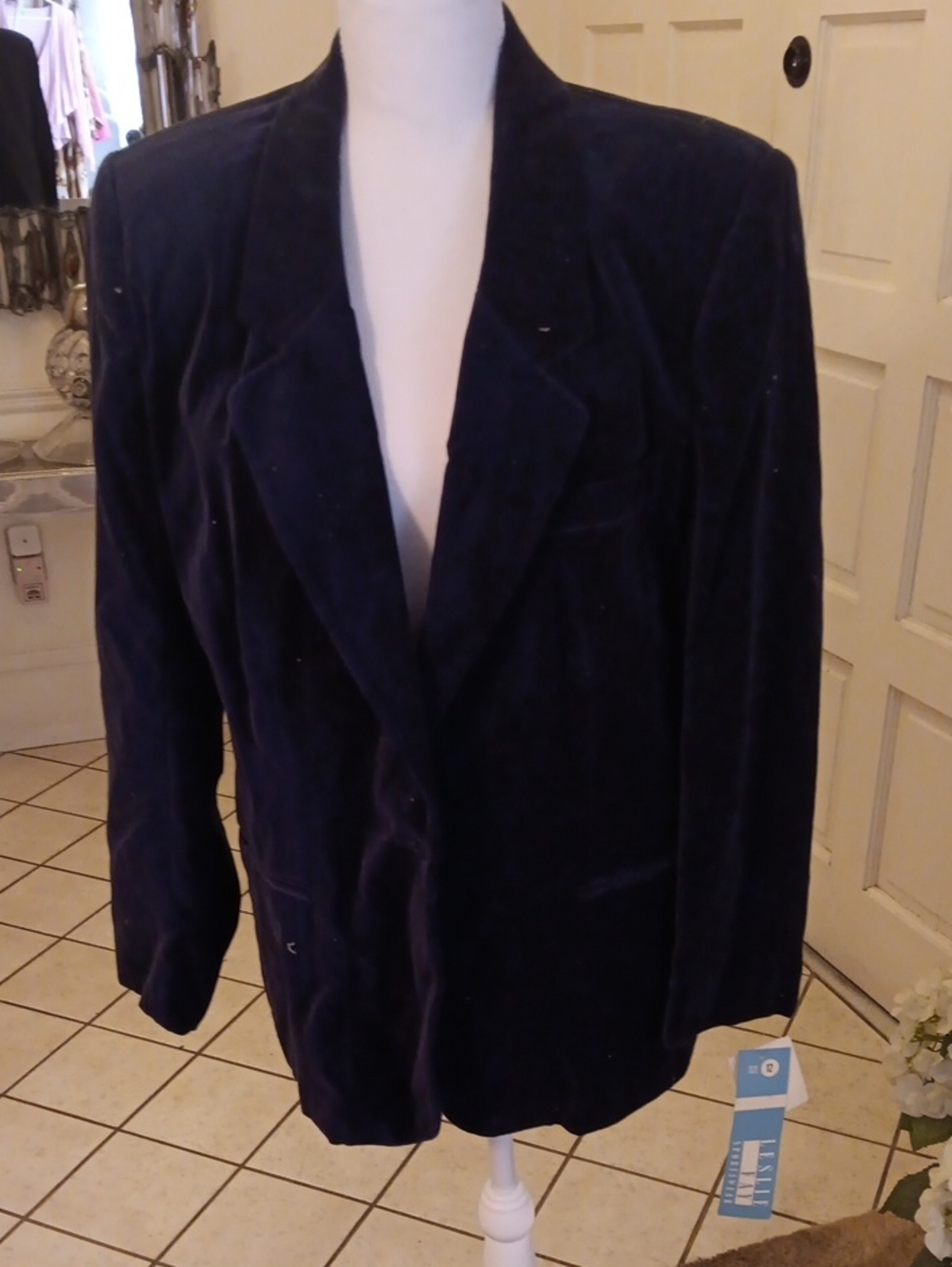 Leslie Fay Deep Navy Velvet Blazer